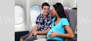 femme-enceinte-en-avion